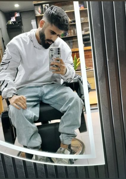 پرونده:عرشیا احمدپور 2.jpg