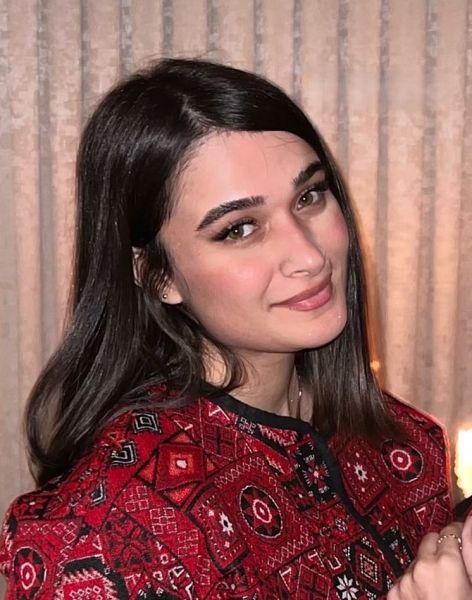 پرونده:نگین قدیمی.jpg