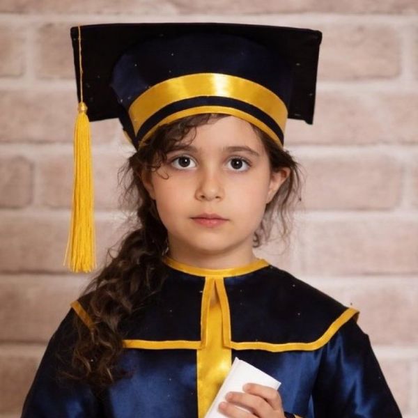 پرونده:آنیلا ابوطالبیان.jpg