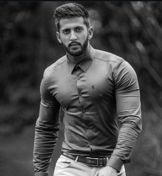 پرونده:میلاد میانه‌خواه منفردی.jpg