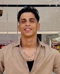 یزدان افروغ