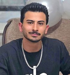 پوریا حمزه‌ای