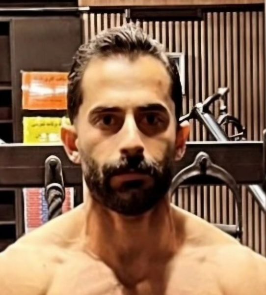 پرونده:مهدی الهیاری.jpg