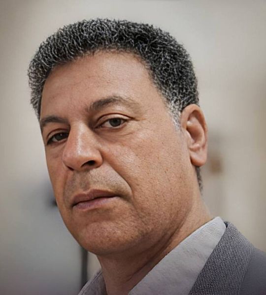 پرونده:کامران اکبری.jpg