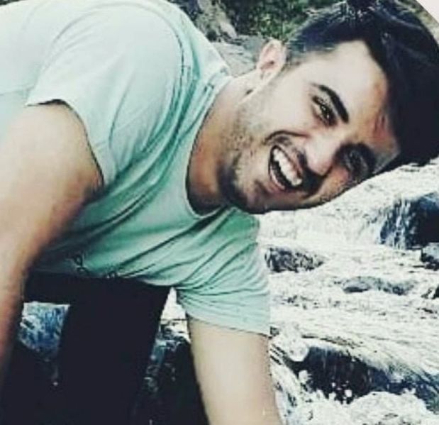 پرونده:علی قاسمی.jpg