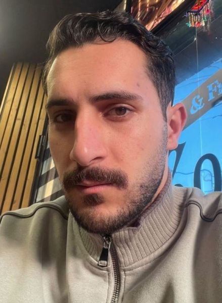 پرونده:متین خسروی.jpg