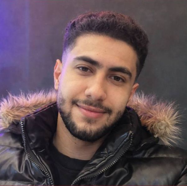 پرونده:رضا رحمتی.jpg