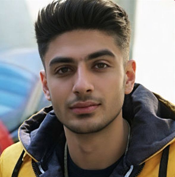 پرونده:محمدرضا گروهی.jpg