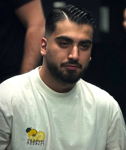 پرونده:امید عظیمی.jpg