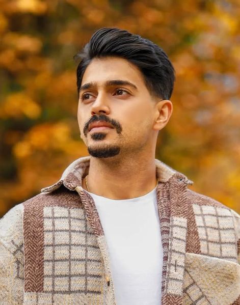 پرونده:پیمان لطفی.jpg