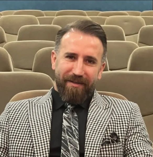 پرونده:مظفر شادمهر.jpg