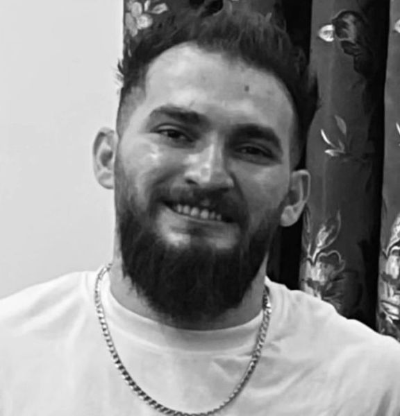 پرونده:آرش قریشی.jpg