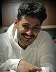 پیام رخ‌بخش