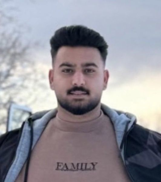 پرونده:شاهرخ زارع.jpg