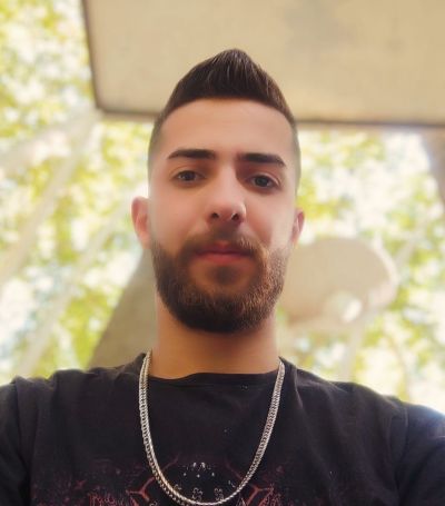 قاسم (اميد) عيوض‌زاده.jpg